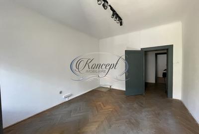 Apartament central cu farmec istoric pe Bulevardul Eroilor - 13