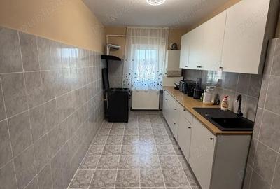Apartament cu 3 camere decomandat în Lipovei - 4