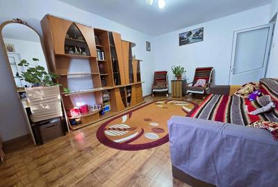 APARTAMENT 3 CAMERE -ET 1 - 2