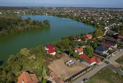 BRANESTI, TEREN 1400 MP, DESCHIDERE 32 MP, VEDERE LA LAC! - 29