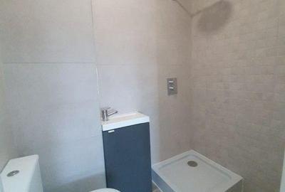 Spațiu comercial, de 80 mp, în Muncii - 6