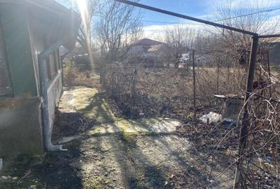 Casă cu 4 camere în Crivăț - 2