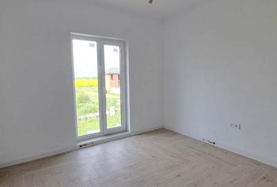 Casă cu 3 camere în Joița - 4