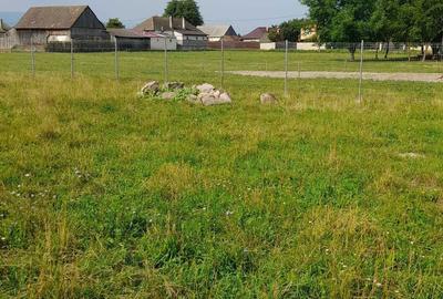 Teren de 1500 mp, în Lunca Mărcușului