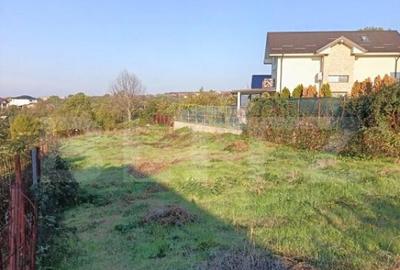 Teren intravilan Blejoi , zona linistita , 1000 mp, utilitat - 3