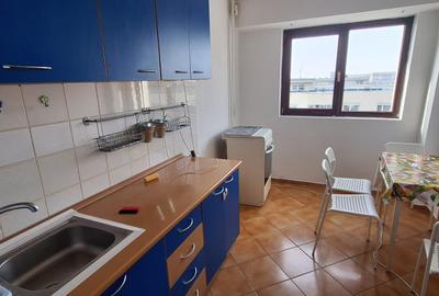 Apartament cu 3 camere semidecomandat, mobilat în Basarabia - 13