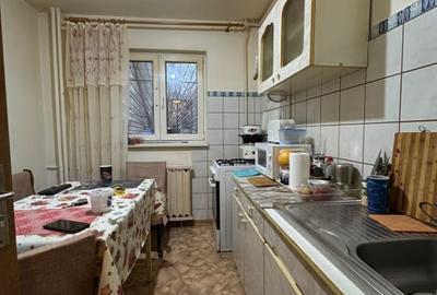 Apartament cu 3 camere decomandat, mobilat în Sebastian - 6