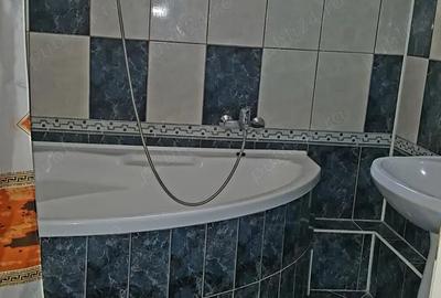 Apartament cu 3 camere semidecomandat, mobilat în Tei - 5