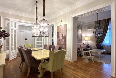 Apartament cu 4 camere semidecomandat, mobilat în Capitale