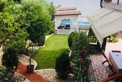 Casă cu 8 camere cu Teren 350 Mp în Eșelnița - 6