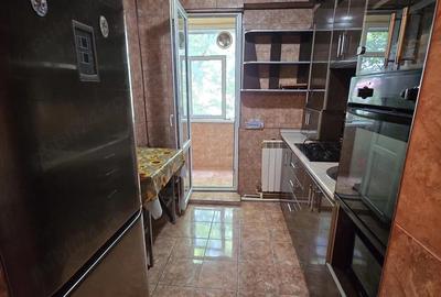 Apartament cu 3 camere semidecomandat în Țiglina 3 - 3