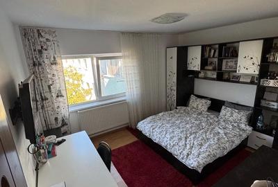 Apartament cu 3 camere decomandat în 1 Decembrie - 3