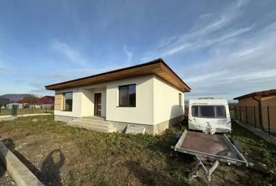 Casă cu 4 camere cu Teren 480 Mp în Săsar - 12