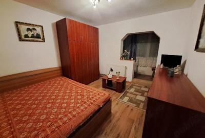 Apartament cu 3 camere decomandat în Dârste - 3