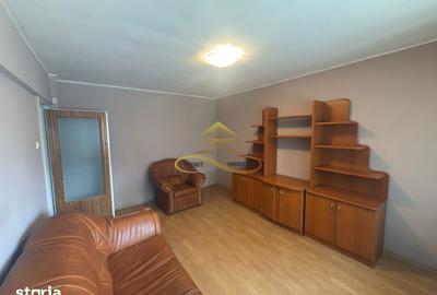 Apartament cu 3 camere decomandat în Dofteana - 1