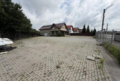 Spațiu comercial, de 322 mp, în Central - 7