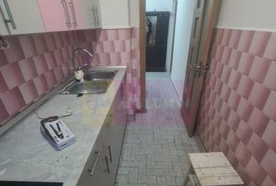 Apartament cu 3 camere de vanzare in Campina - Zona Cuza - 11