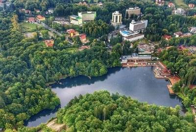 FILM! 1.400 mp teren turistic, Sovata: 800m de Lacul Ursu si 300m de Lacul Negru - 1