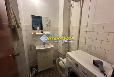 Apartament cu 3 camere decomandat în Cetate - 10