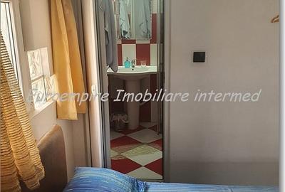 Pensiune 14 camere de vanzare zona Eforie Nord - 12