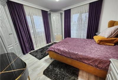 Casă cu 7 camere cu Teren 1150 Mp în Central - 2