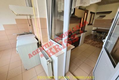 Apartament cu 3 camere decomandat în Craiovei - 2