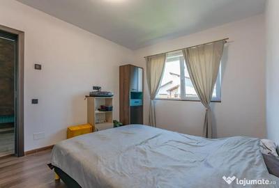 Casă cu 3 camere cu Canalizare în Sânpetru - 1
