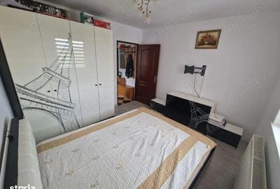 Apartament cu 3 camere, mobilat în Central - 1