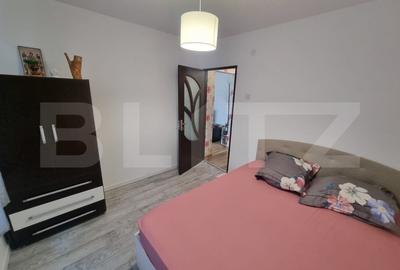 Apartament de vanzare, cu 2 camere semidecomandat, 38 mp, zona Craiovita noua - 2