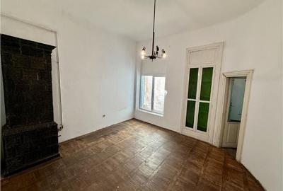 Apartament cu 2 camere decomandat în Universitate - 4