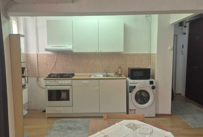 Garsonieră în Titan - 4