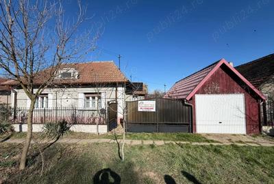 Casă cu Teren 1304 Mp în Arpășel