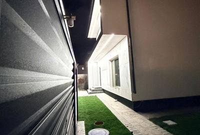 Casă cu 4 camere în Central - 1