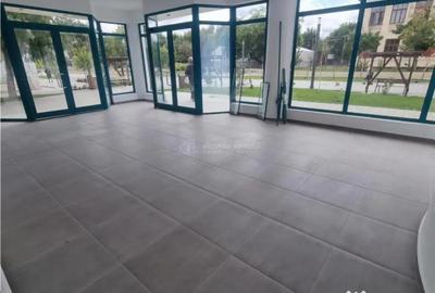 Spațiu comercial, de 70 mp, în Libertății - 13