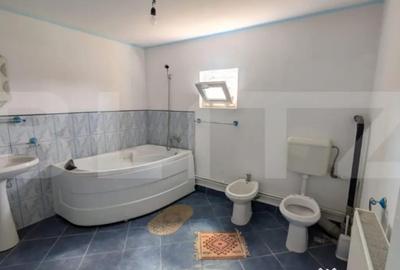 Casă cu 7 camere cu Teren 1000 Mp în Dragomirești - 3