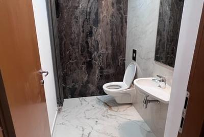 Apartament cu 4 camere decomandat în Capitale - 8