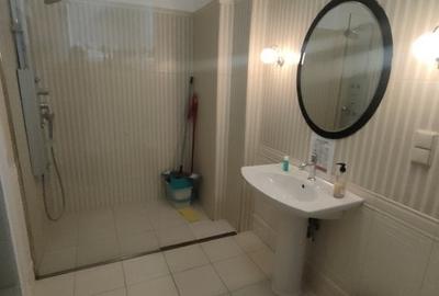 Ture in cabinet medical de inchiriat in incinta DENOVOCLINIC Ture in cabinet medical de inchiriat in incinta DENOVOCLINIC - 10