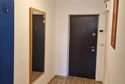 Apartament cu 2 camere decomandat, mobilat în Decebal - 8