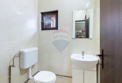 Casa spa?ioasa cu 4 camere ?i spa?iu comercial in Bujac - 5