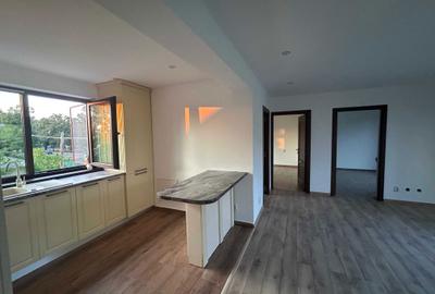 Apartament cu 3 camere nedecomandat în Copou - 5