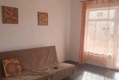 Apartament 2 camere, decomandat - zona Grivitei - 1