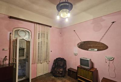 Casă cu 2 camere cu Teren 100 Mp în Ultracentral - 9