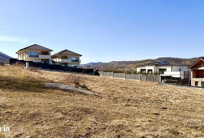 Teren de 499 mp, în Central