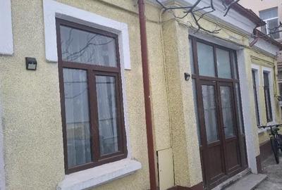 Casă cu 2 camere cu Teren 70 Mp în Dacia - 1