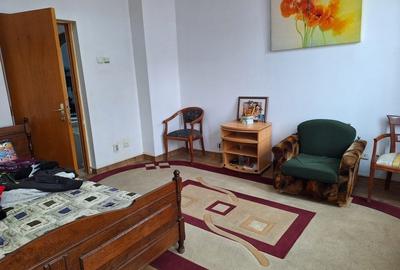 Vila fara risc seismic,renovata,izolata ext,P+1+pod inalt,9 camere,4 bai,pivnita - 28