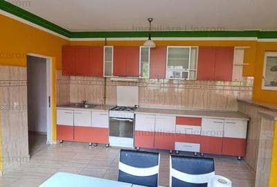 Casa individuala cu 2 apartamente, 6 camere,teren 403 mp,ASTRA. - 2