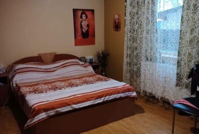 Casă cu 6 camere în Mogoșoaia - 8
