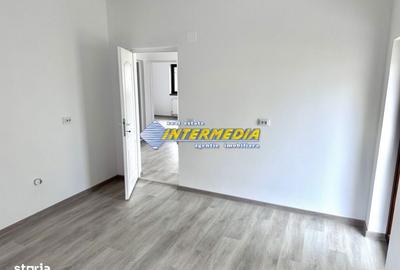 Casă cu 3 camere cu Teren 330 Mp în Micești - 7