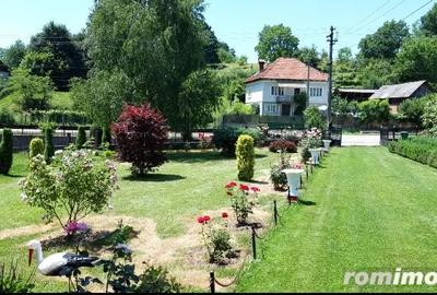 NU RATA! Casa moderna + teren mare, ideala pentru familie sau pensiune !! - 6