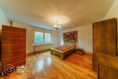 Vila superba, P+E, Cuvin, 9 camere, 200 mp si teren 1300 mp plus anexa 3 camere - 13